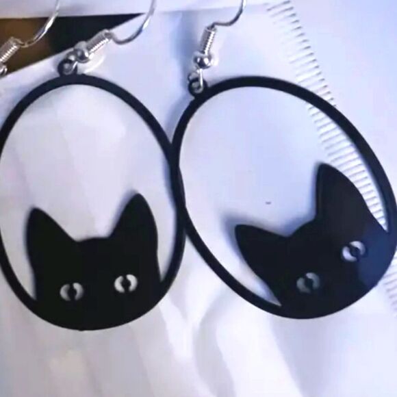 Hand crafted halloween dangle earrings - Picture 1 of 15